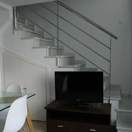 Skol Hotell